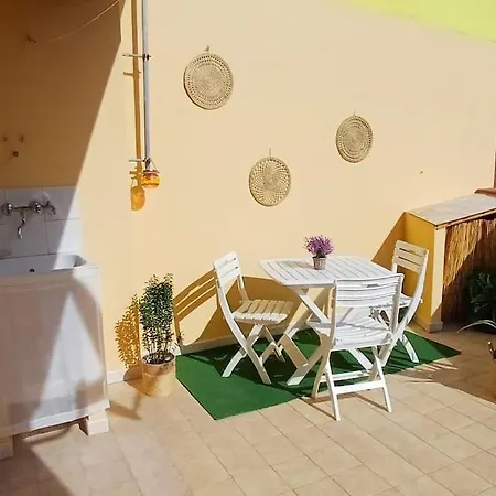 Dimora Moderna In Centro Storico SantʼAntìoco